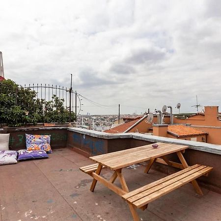 Renovated Apartment At The Heart Of Istanbul With Huge Terrace Kültér fotó