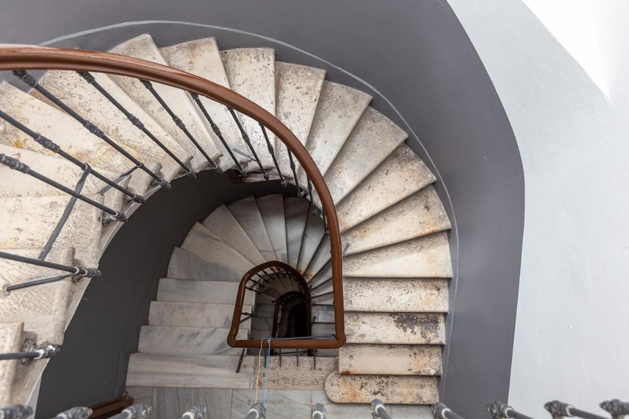 Renovated Apartment At The Heart Of Istanbul With Huge Terrace Kültér fotó